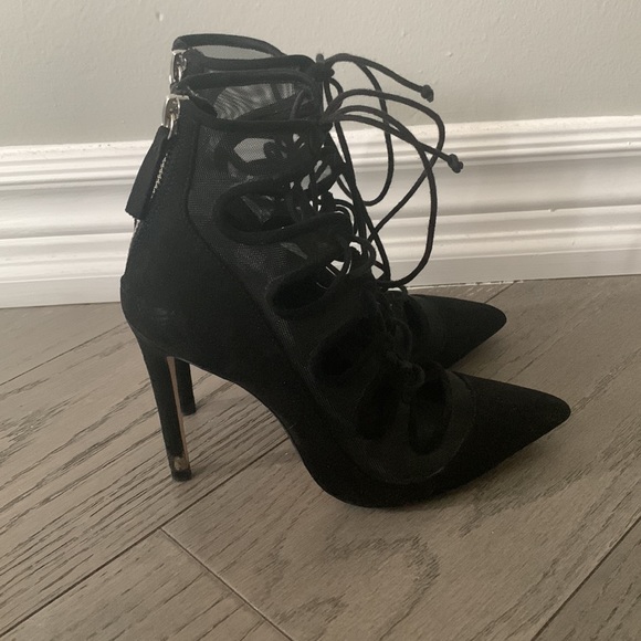 Zara Basic lace up pumps in black size 35 - Picture 9 of 13